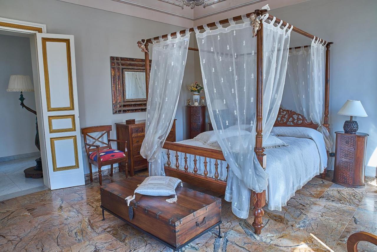 Bed and Breakfast La Casa Del Tempo Cerami Exterior foto